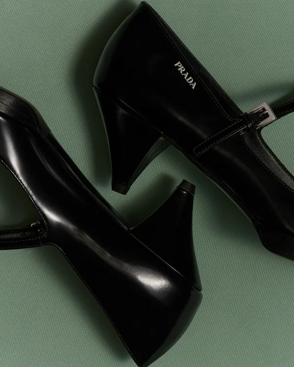 Pumps And Ballerinas*Prada Brushed leather pumps Black