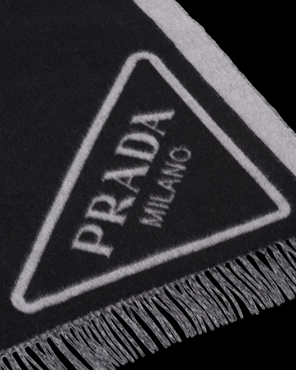 Games And Home Accessories*Prada Double cashmere throw Black/gray