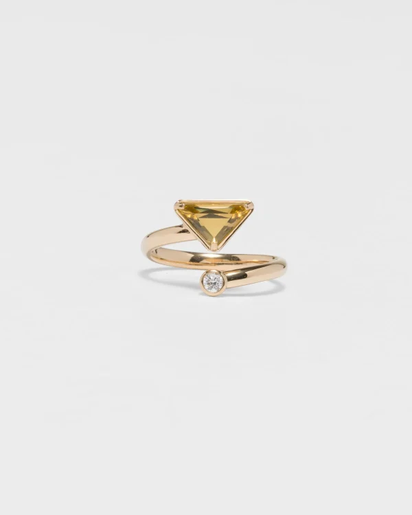 Rings*Prada Eternal Gold contrarié ring in yellow gold with diamond and green quartz Yellowgold/white/greenquartz