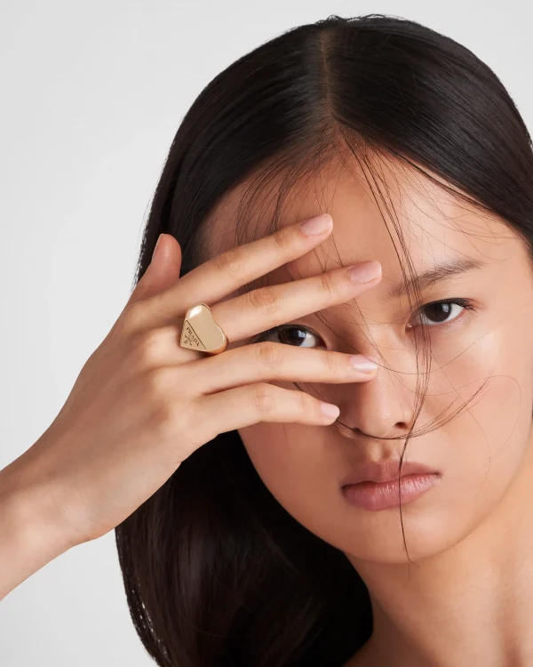 Rings*Prada Eternal ring in yellow Gold