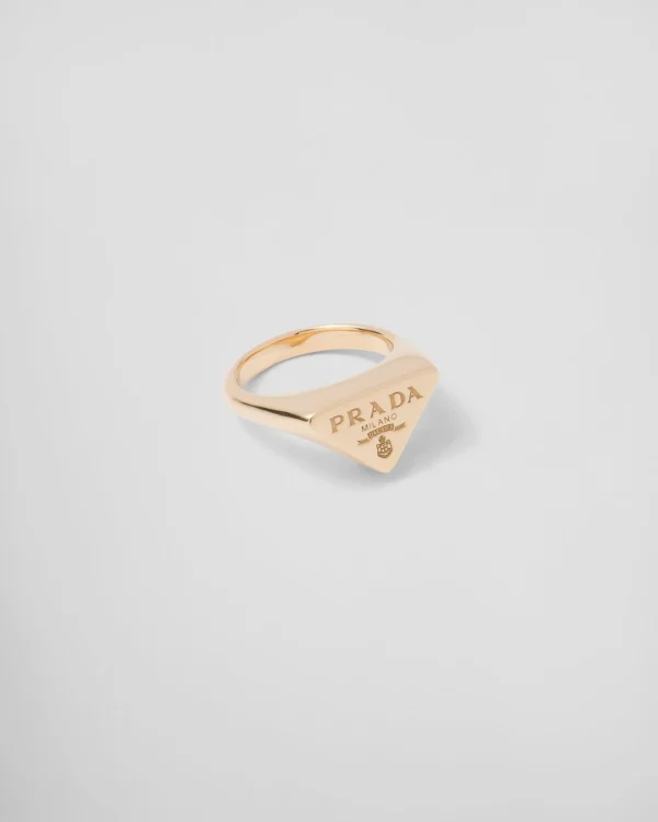 Rings*Prada Eternal signet ring in yellow Gold