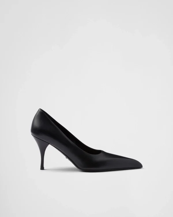 Pumps And Ballerinas*Prada Leather pumps Black