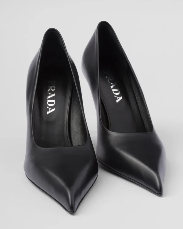 Pumps And Ballerinas*Prada Leather pumps Black