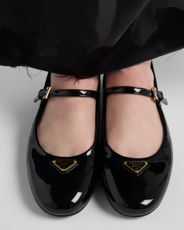 Pumps And Ballerinas*Prada Patent leather ballerinas Black