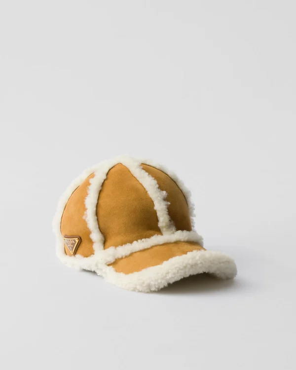 Hats And Gloves*Prada Suede shearling baseball cap Honey