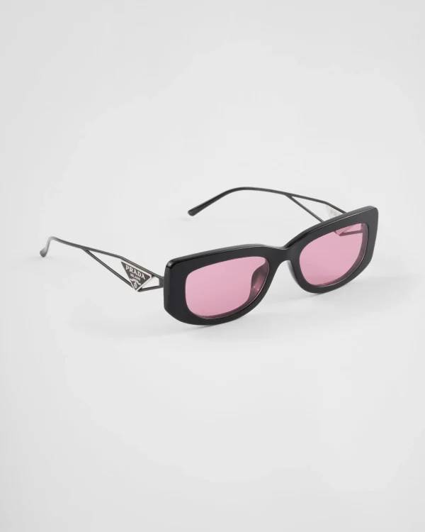 Sunglasses*Prada Sunglasses with triangle logo Strawberrylenses