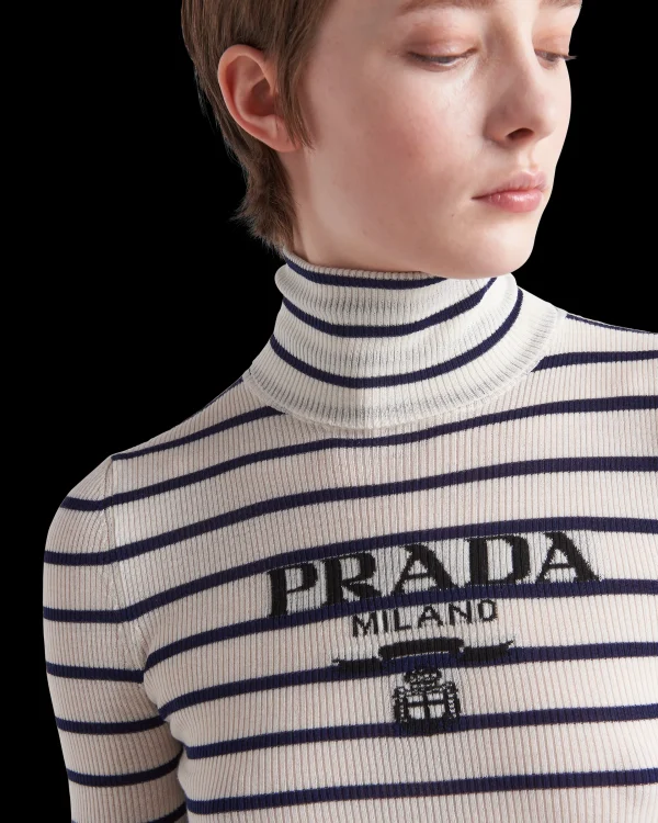 Knitwear*Prada Superfine wool turtleneck sweater Ivory/navyblue