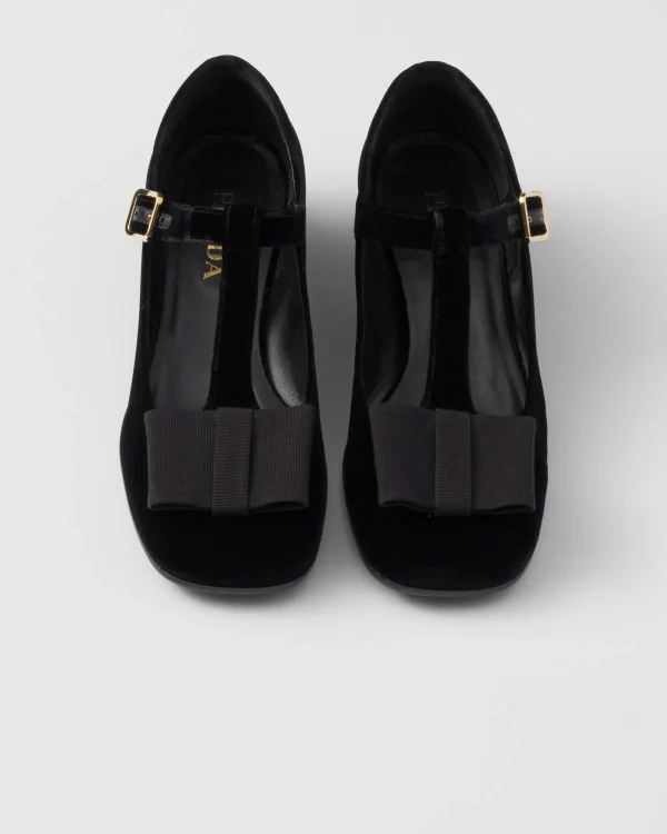 Pumps And Ballerinas*Prada Velvet pumps Black