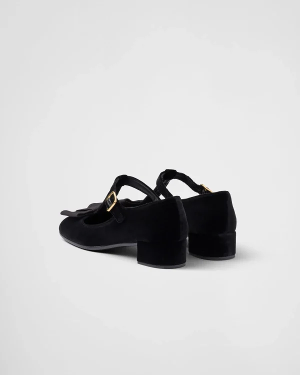 Pumps And Ballerinas*Prada Velvet pumps Black